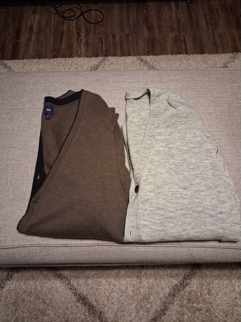 GAP Men’s Brown V-Neck Cardigan Sweater